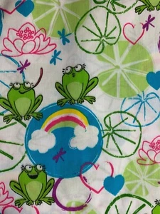 SCRUB TOP SIZE M, L, PEACEFUL POND LIFE FROGS NWT NURSE MEDICAL CNA VET DENTAL - Picture 1 of 10