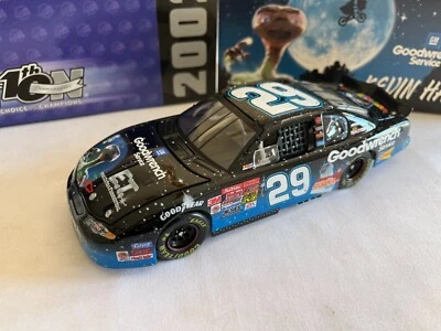 Action #29 GM Goodwrench Service ET 2002 Monte Carlo #102559 1/24 Scale Diecast - Image 1 of 4