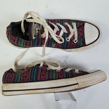 patterned converse womens