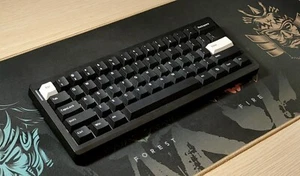 Custom modded mechanical keyboard GMK61 60% Lubed Switches hot-swap RGB - Picture 1 of 7