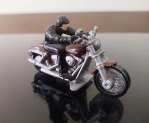 hot wheels Harley Davidson scale 1:64 rider not removable - Picture 1 of 11