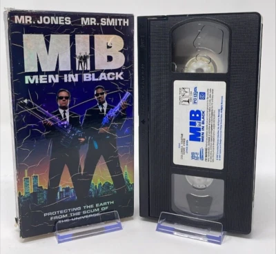 Men In Black (VHS, 1997) Tommy Lee Jones Will Smith 📼 Foto 1 de 2