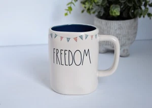 Tazza caffè Rae Dunn FREEDOM MUG rosso bianco blu di magenta 4 luglio - Foto 1 di 3