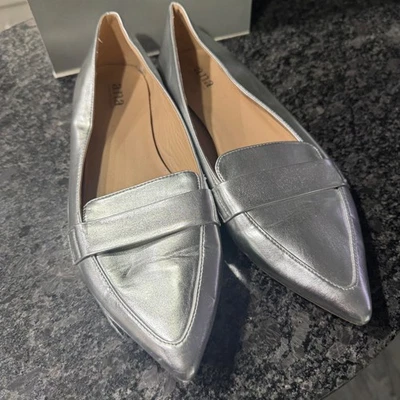 a.n.a Women's Silver Pointed Toe Loafer Flats Size 11M Metallic Dress Shoes - Image 1 of 4