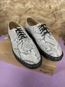 Dr. Martens 2046 Sand/Black Python Print Suede Unisex Schuhe UK 9 - Bild 1 von 5