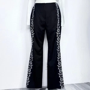 Pantalones florales bordados negros vintage Y2K boho caprichosos acampanados talla 8 bruja - Imagen 1 de 8