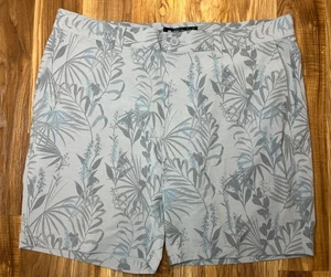 Travis Mathew Mens NWOT Shorts Size 38 Gray Floral Leaf Print Golf Casual - Picture 1 of 7