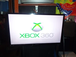 Official Microsoft Xbox 360 S Black Slim Console & Wires! ~ Works Great! ~ LQQK - Picture 1 of 3