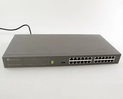 Nortel / Bay Networks BayStack 252 Network Hub 24-Port - Image 1 of 4
