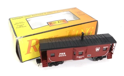 RailKing by MTH No. 30-4234c Pennsylvania Bay Window Caboose, O Gauge (H) - Image 1 of 4
