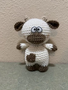 6 Zoll gehäkelte braun weiße Kuh Amigurumi Handarbeit Dekor - Bild 1 von 2