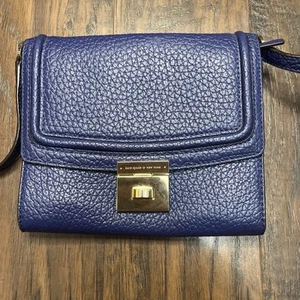 Kate Spade Merrick Everett Way Pebbled Leather Crossbody Indigo Blue Excellent - Picture 1 of 9