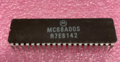 MC68A00S IC 8 bits MPU 40 pines Motorola, ¡se envía rápido desde Ohio! Foto 1 de 2
