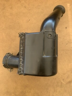 1990 - 1995 年捷豹 XJ6 / Vanden Plas 4.0L 空气净化器盒带管原始设备制造商 — 第 1/4 张图片