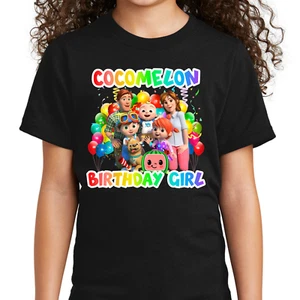 Camisa Cumpleaños Niña/Niño con CocoMelon DISEÑO GILDAN - CAMISA NEGRA/BLANCA 03E - Imagen 1 de 10