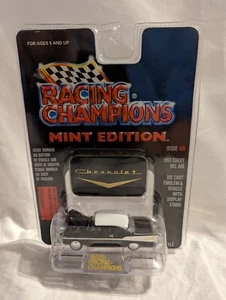 Racing Champions neuwertige Edition ""1957 Chevy Bel Air"", Ausgabe #25, schwarz/weiß - NEU - Bild 1 von 7