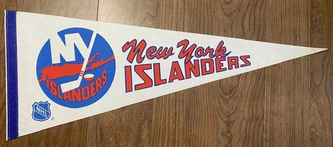 NEW YORK ISLANDERS CLASSIC LOGO Officially Licensed White Pennant Cover