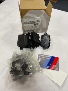 MINI R60 R61 REAR BRAKE PADS NEW GENUINE 34219808172 - Picture 1 of 2