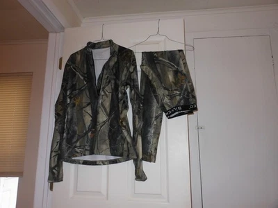SilverTec True Timber Base Layer Top & Bottom Size Medium - Image 1 of 4