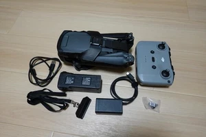 Drone DJI Mavic3 con 2 batterie e accessori dal Giappone in buone condizioni - Foto 1 di 12