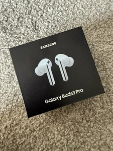Samsung Galaxy Buds 3 Pro (Neuf) avec coque clip Samsung - Photo 1 sur 2