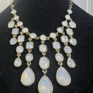 Beautiful Opalite Opalescent Moonstone Dangling Drippy Statement Bib Necklace - Picture 1 of 5