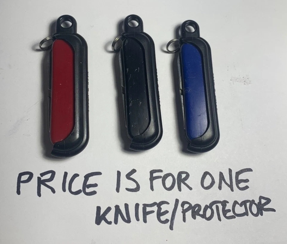 Swiss Army Classic Knives Genuine Used with Special Keyring Protector - Image 1 of 1