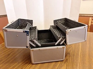 Caboodles  Silver Metal Make Up Or Nail Case 11x8 - Picture 1 of 6