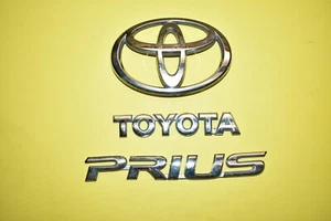 04 05 06 07 08 09 Toyota Prius Nameplate Logo Badge Emblem Chrome OEM - Picture 1 of 5