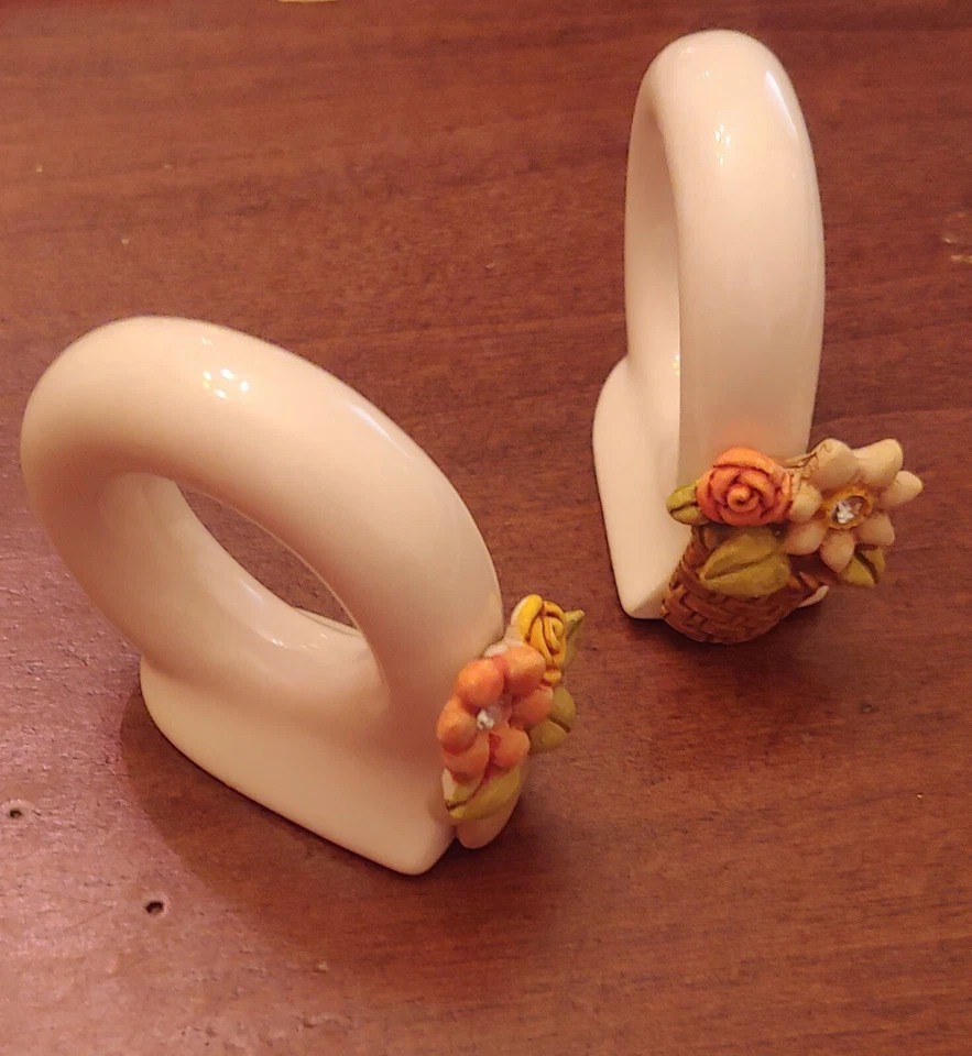 PORTATOVAGLIOLI 2 PZ CERAMICA  - Immagine 1 di 1