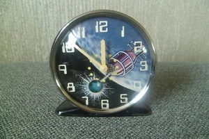 Vintage Neuheit Weltraumuhr Wecker Westclox 60er Jahre Kinder Raumschiff Uhr - Bild 1 von 16