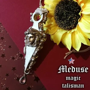 Woman Jewelry Men Amulet Necklace Pendant Lariat Locket Layered Medallion Meduse - Picture 1 of 24