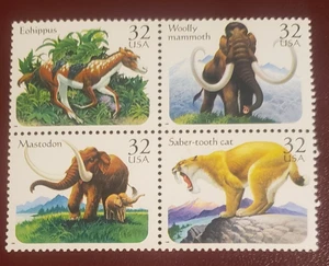 US MNH Postage Scott #3077 - #3080 Prehistoric Animals 32c (1996) Block of 4 - Picture 1 of 1