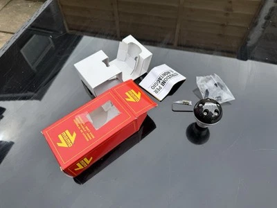 MOMO Gearknob - Carbon Top With Aluminium Lower - Image 1 of 3