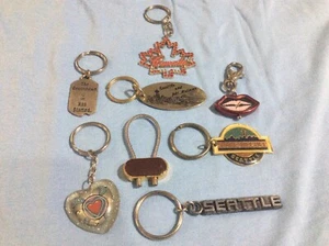 8 Keychain key rings 90's Vintage 1999 Space Needle Seattle Canada Lip Clock - Picture 1 of 7