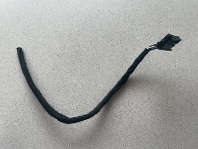 2006-2009 宝马 X3 3.0Si E83LCI ~ 左后门锁盖 ~ 51227202147 ~ 原始设备制造商 — 第 1/3 张图片