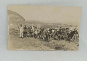 Jewish Zionist Immigrants Aliyah in Palestine Photograph 1930s/1940s Pioneers - Picture 1 of 6