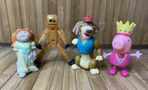 Mixed Lot 4 Plastic Figures Cabbage Patch Kid Itchy StikBot Peppa Pig - 2010's - Picture 1 of 5
