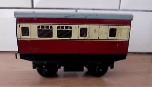Hornby O Gauge BR 4 wheeled guards van - Picture 1 of 6