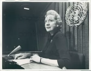1963 Pressefoto Pauline Frederick NBC Nachrichtenkorrespondentin Vereinte Nationen - Bild 1 von 2