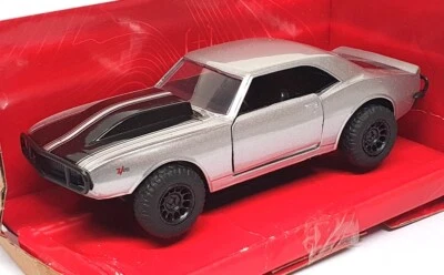 Jada 1/32 Scale 97186 - Fast & Furious Roman's Chevy Camaro Z28 Silver/Black - Image 1 of 4