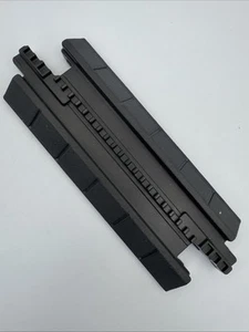2010 GeoTrax Disney Pixar Cars World Grand Prix Replacement Track Straight Black - Picture 1 of 13