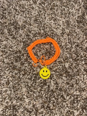 Pulsera casera cara sonriente Foto 1 de 2
