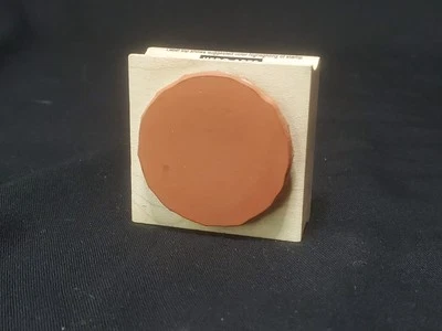 Estampilla vintage de goma maciza círculo grande Hero Arts 2002 Foto 1 de 2