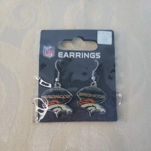 Aminco 0.75" NFL TEAM LOGO NAME DANGLE EARRINGS Denver Broncos - Picture 1 of 4