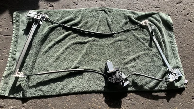 LAND ROVER FREELANDER 1-ELECTRIC TAILGATE WINDOW REGULATOR+MOTOR-NEW-CVH101150 - Image 1 of 3