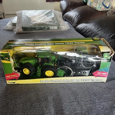 Britains ERTL 1:32 Scale Radio Control John Deere 7930 Tractor r/c spares repair - Image 1 of 4