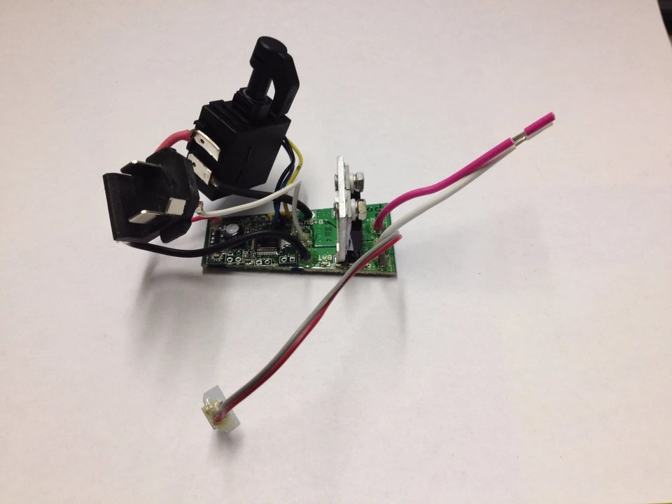 NEW GENUINE MILWAUKEE SWITCH ASSEMBLY 23-66-3020 M12 RATCHET  - Image 1 of 1