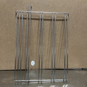 (Shelf Support) Right Side BEKO BXIF35300X 1800W Oven - Picture 1 of 1