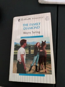 Family Diamond by Moyra Tarling * PAPERBACK - Imagen 1 de 1
